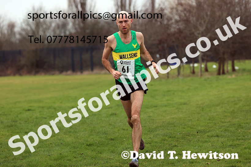 Mens 35s to 64s and, 2025 NEMAA Cross Country Champs., Acklam, Middlesbrough. Photo: David T. Hewitson/Sports for All Pics